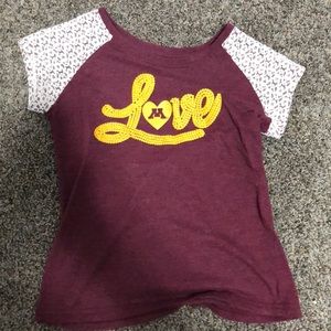 Minnesota Gophers, “Love” shirt.